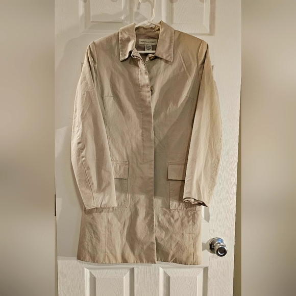 Banana Republic trench coat - Picture 2 of 5